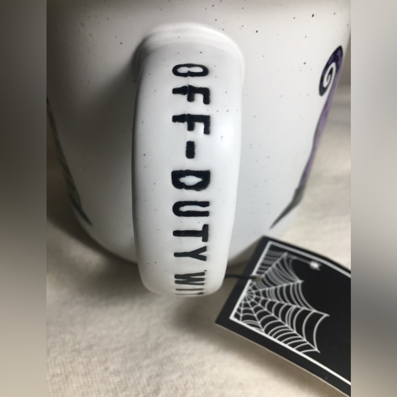 Halloween “Off-Duty Witch” Hats Coffee Mug Cobwebs & Cauldrons  22 Oz Plaid NEW - Picture 4 of 13